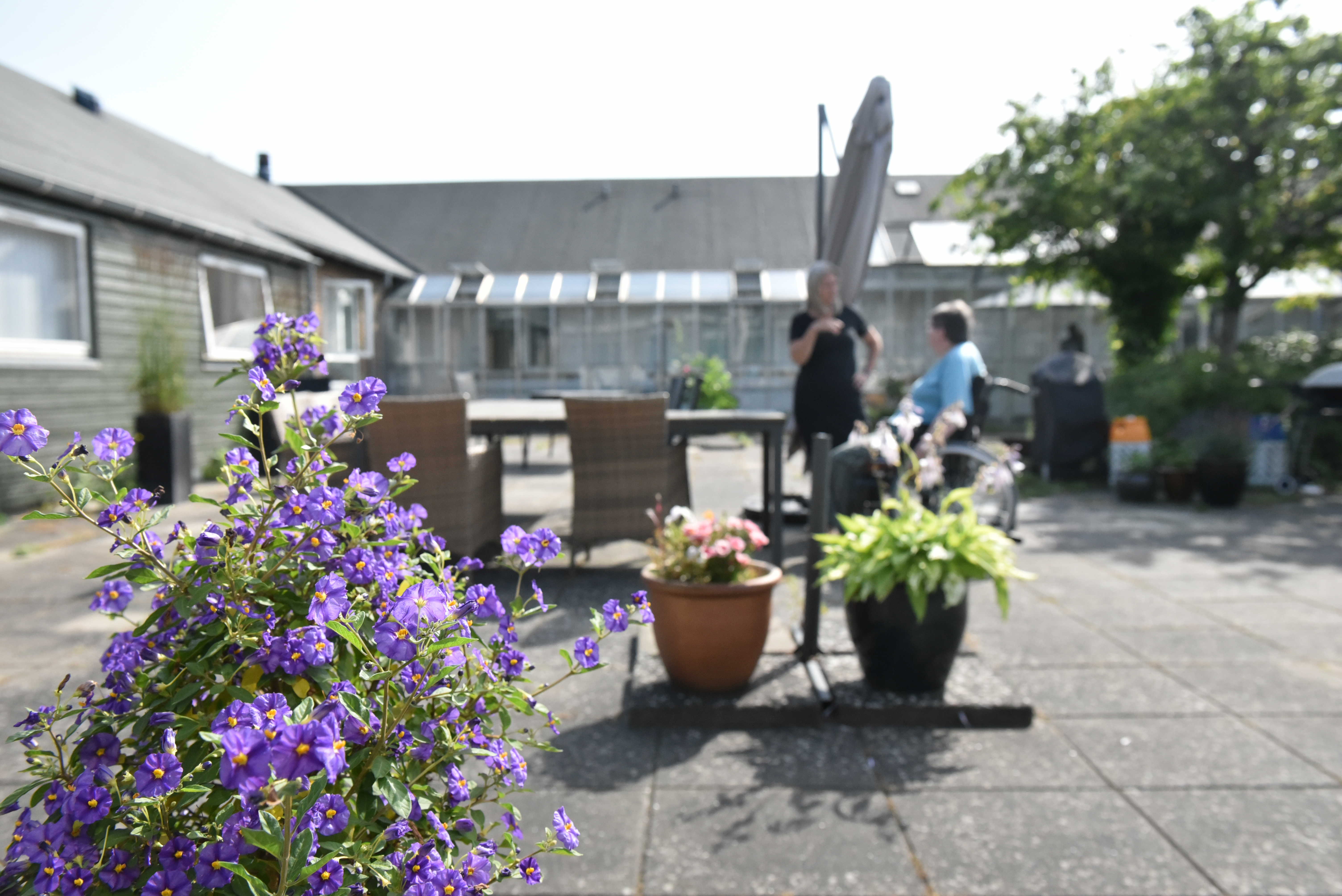 Terrasse hos Dronningborg Plejecenter